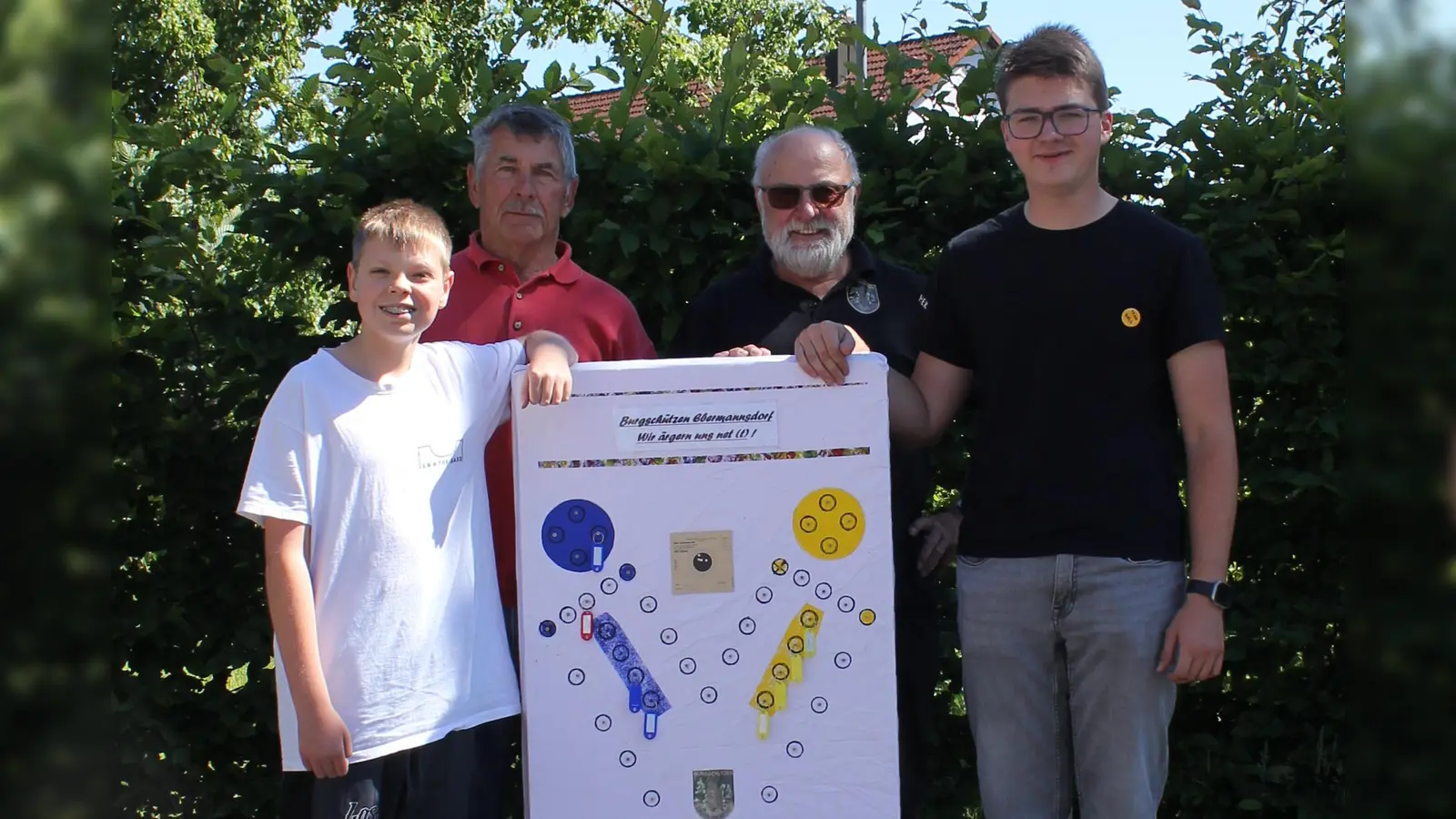 Das Siegerteam Gelb mit Lukas Peter, Dieter Demelt, Albert Holzner und Lukas Weigert (v.l.n.r.) (Bild: Stefanie Kryschak)