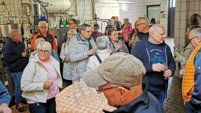 Begrüßung im Weingut mit Secco  (Bild: Sabine Kuran)