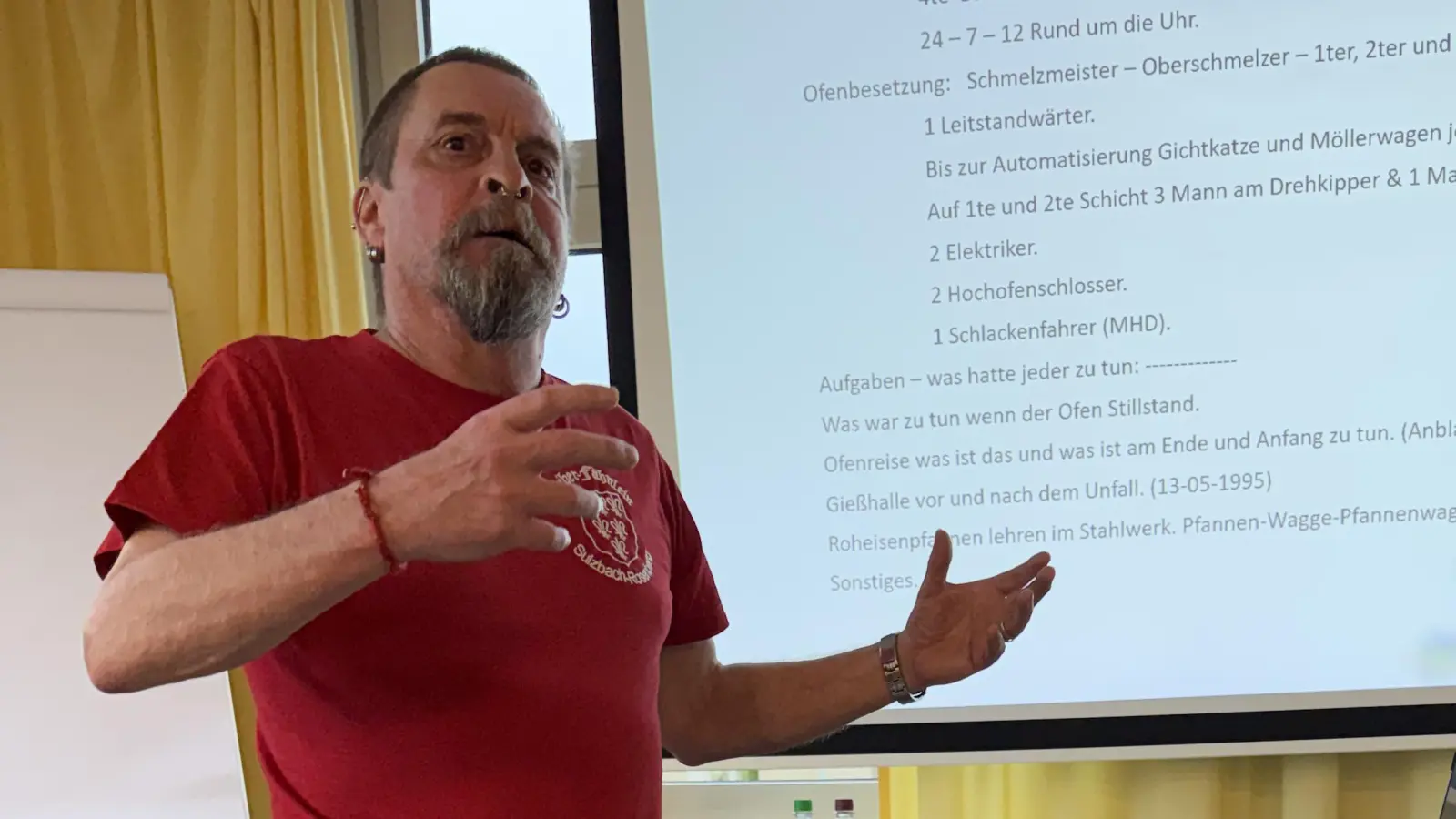 Referent Jürgen Wolf beim Historischen Verein (Bild: Hans-Peter Klinger)