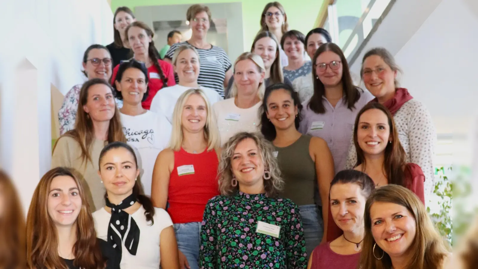Die Vertreter der teilnehmenden Einrichtungen kamen in Regensburg zum Coachingauftakt zusammen. (Bild: Michael Mayer)