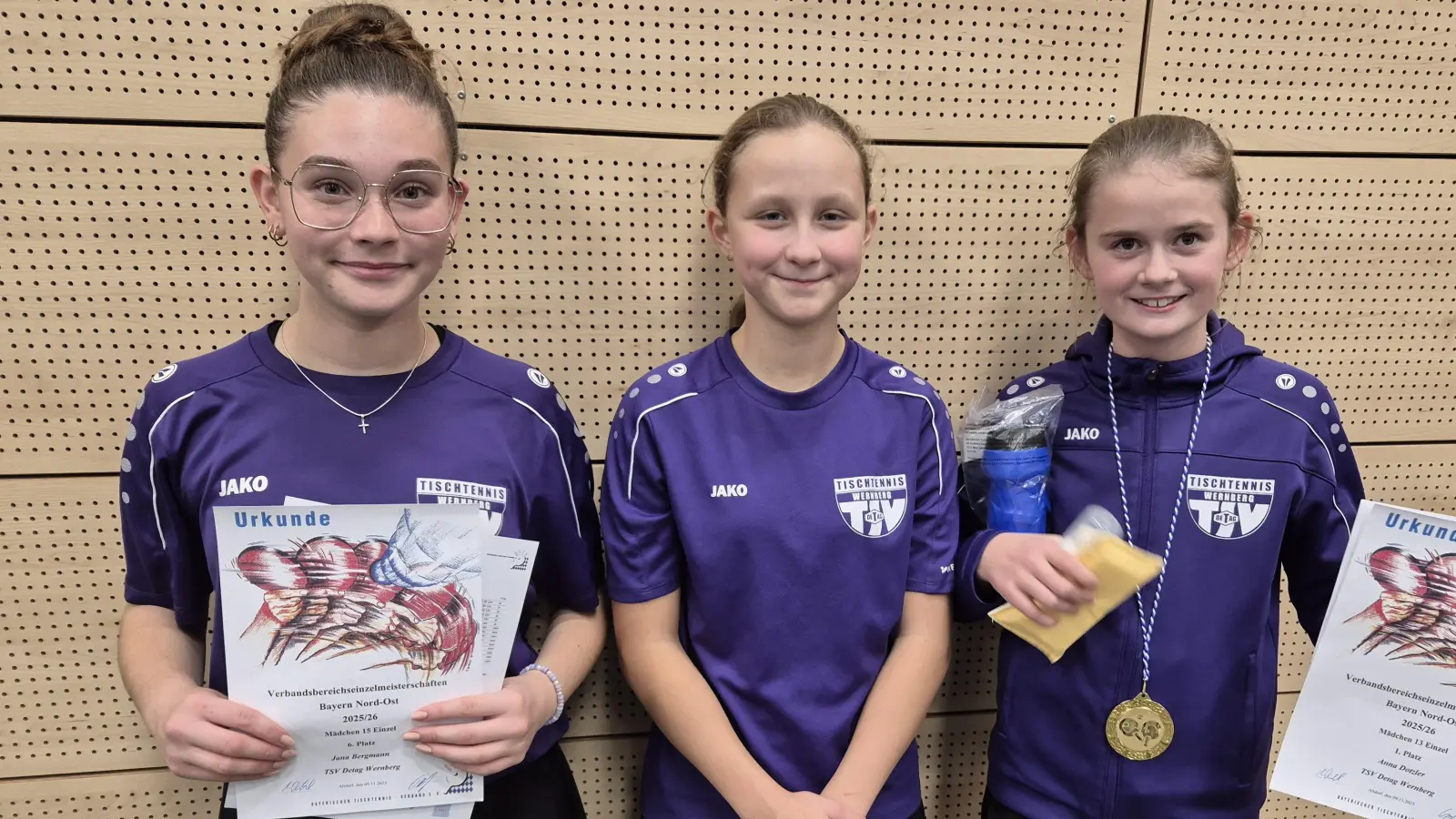 Die erfolgreichen Mädchen des TSV DETAG Wernberg: v..l. Jana Bergmann, Madlen Maunz und Anna Dotzler (Bild: Dieter Buchner)