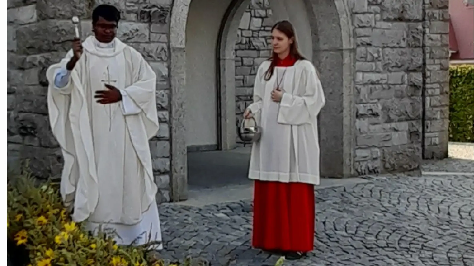 Segnung der Kräutersträuße. (Bild: Alexander Hörl)