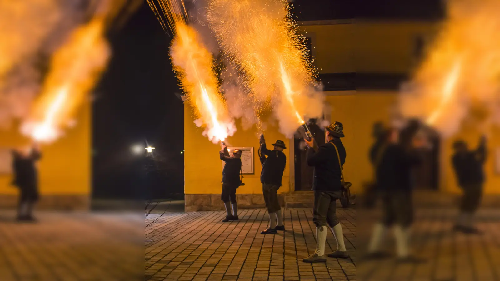 Nachtböllern (Bild: Bernhard Lang)