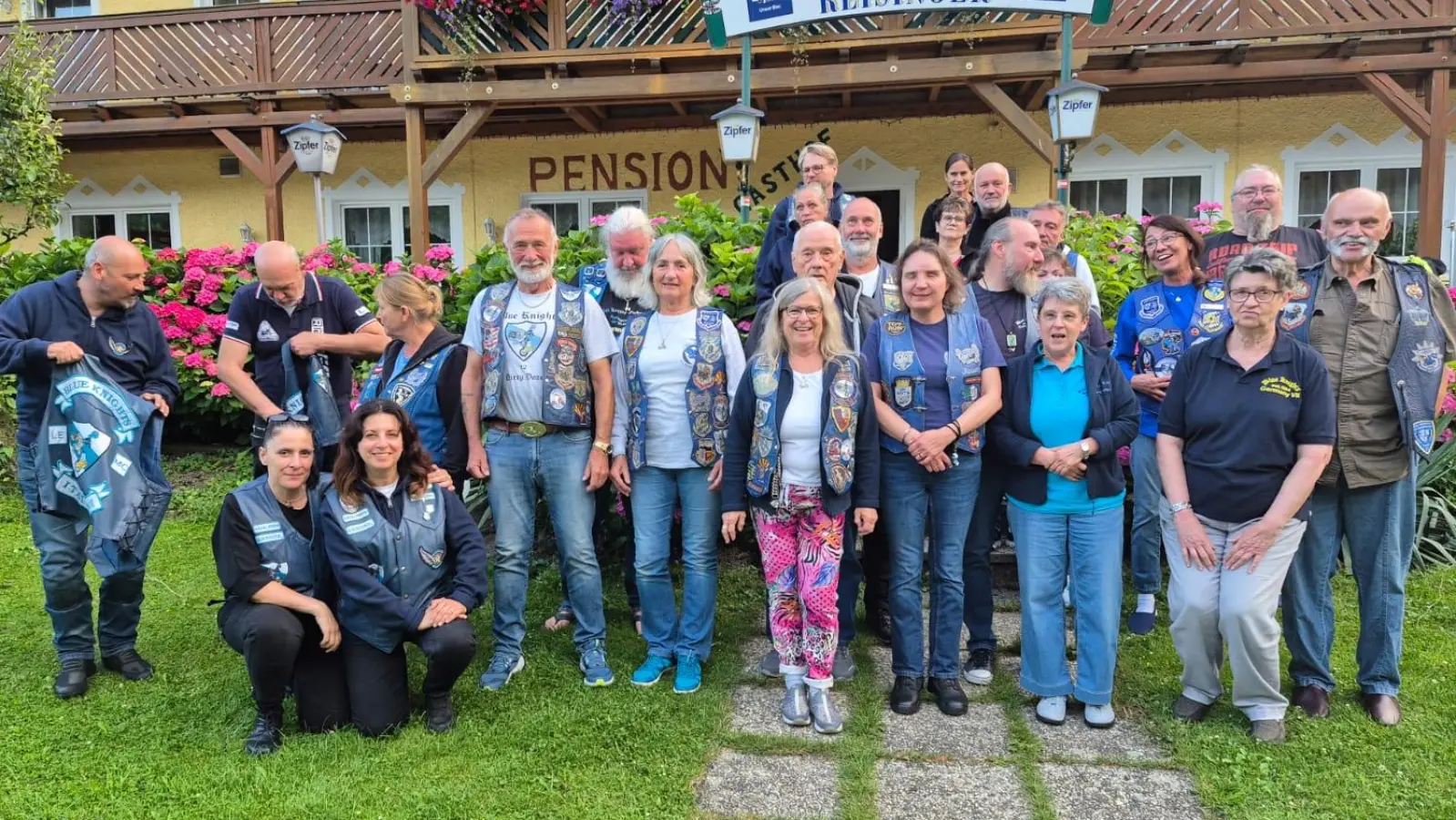 Blue Knights an der Donauschlinge bei Schlögen in Österreich (Bild: Georg Arnold)