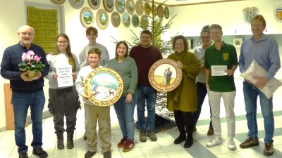 Bild zeigt die erfolgreichen Schützen von Hubertus aus Schirmitz. (Bild: Hans Meißner)