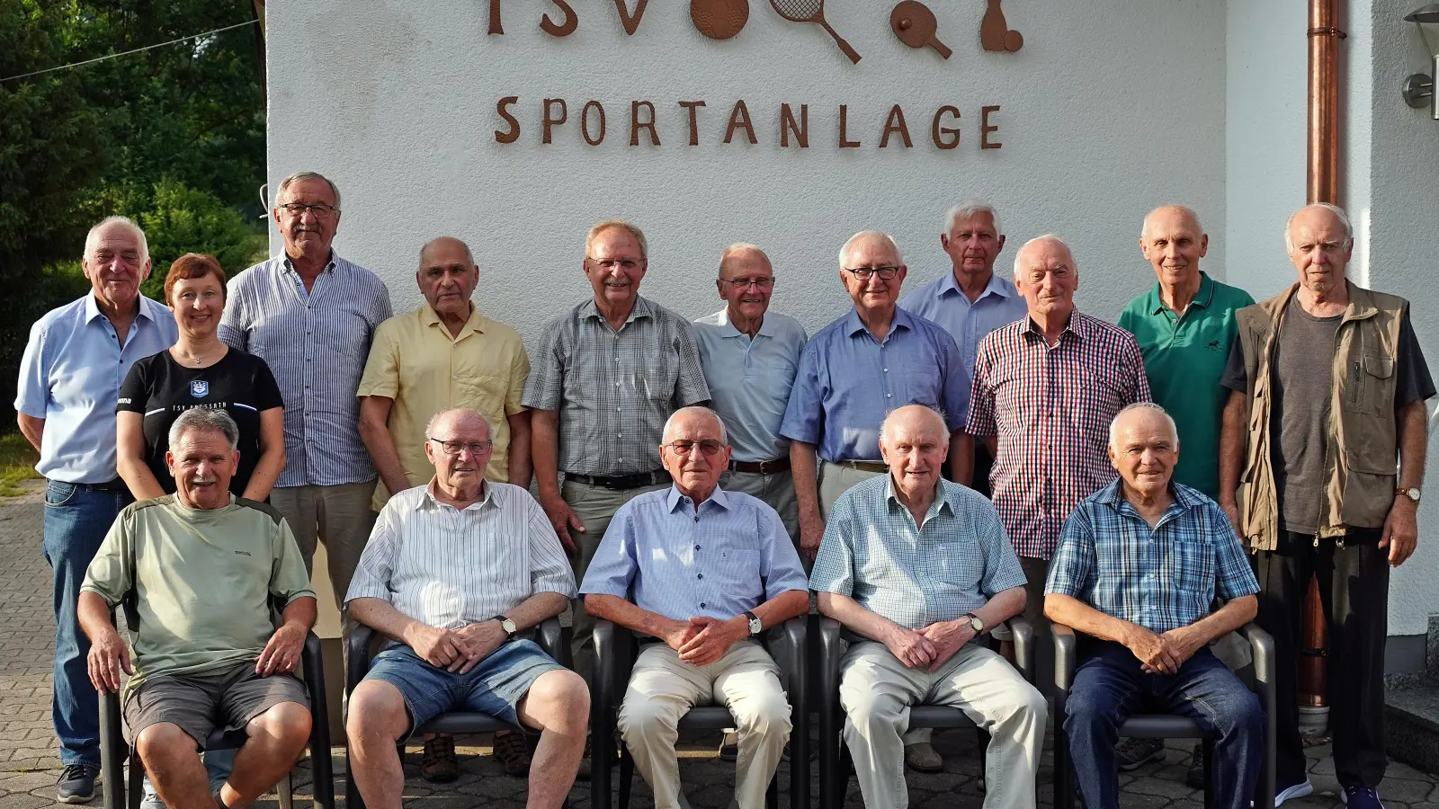 Der TSV Pressath sagt danke für 60 bis 80 Jahre Vereinstreue (Bild: Jürgen Masching)