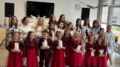 Die Kindergesangsgruppe „Malinka“ vom Verein „Neue Zeiten“  (Bild: Olga Lubianska )