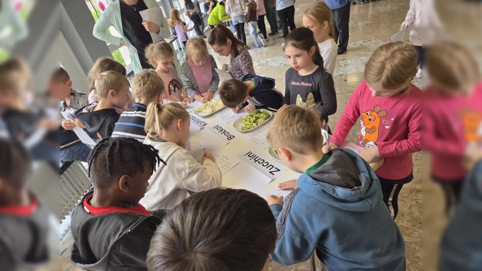 Eifrige Entdecker (Bild: Sabine Graser)