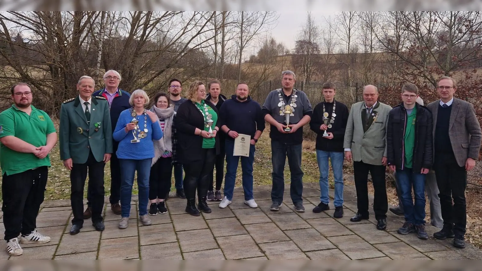 Der Schützenverein 1893 e.V. Schönsee zeichnet seine neuen Würdenträger und verdiente Mitglieder aus.  (Bild: Alexandra Müller/exb)