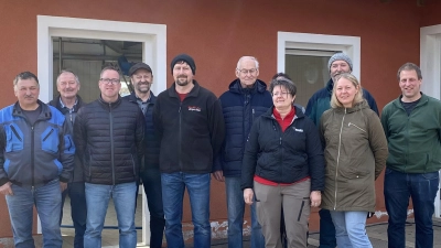 Besichtigung der Kläranlage Eslarn durch die Mitglieder der FWG Eslarn mit 3. Bürgermeister Bernd Reil und Marktrat Albert Gollwitzer.  (Bild: Beate Reil)