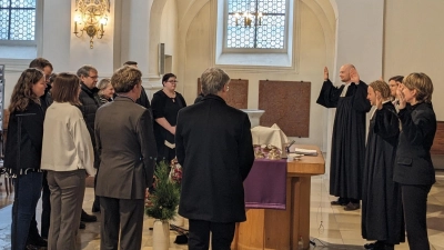 Feierlicher Gottesdienst zur Verabschiedung und Einführung des Kirchenvorstands. (Bild: Gerhard Fehrl)
