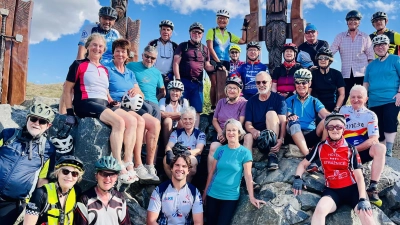 Die Teilnehmer der Kultur-und Radtour.  (Bild: Susanne Setzer)