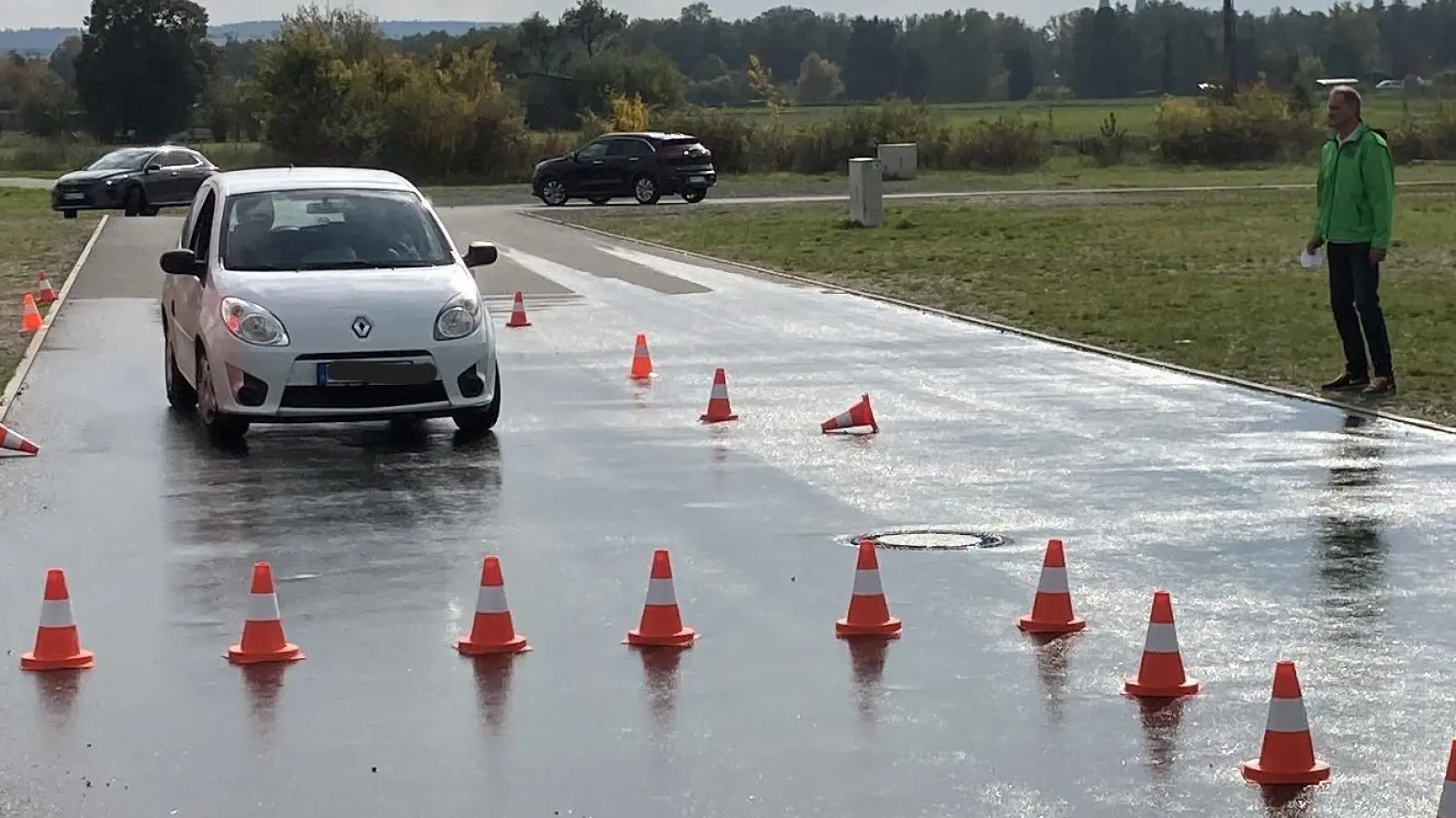 Bremsübung während des Trainings (Bild: Josef Argauer)
