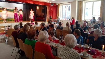 Muttertagsfeier des Frauenbundes Schirmitz mit Auftritt des Kinderchores „Malinka”<br>Bild Sabine Bäumler  (Bild: Sabine Bäumler)