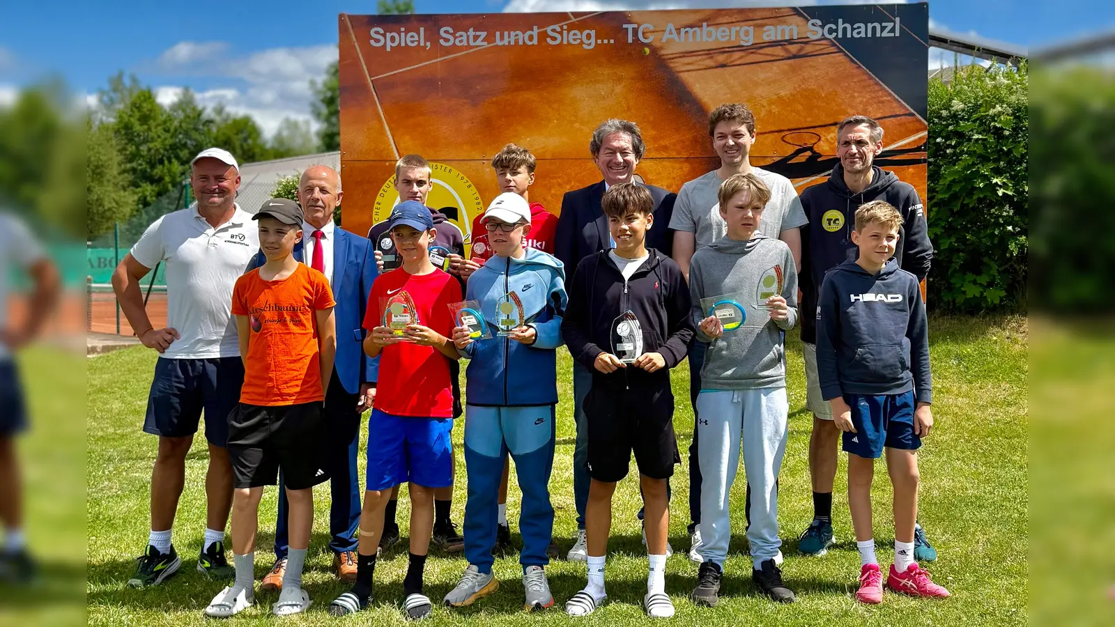 Siegerehrung Conrad-Schanzl-Cup Gruppenfoto (Bild: Frederik Betsch)