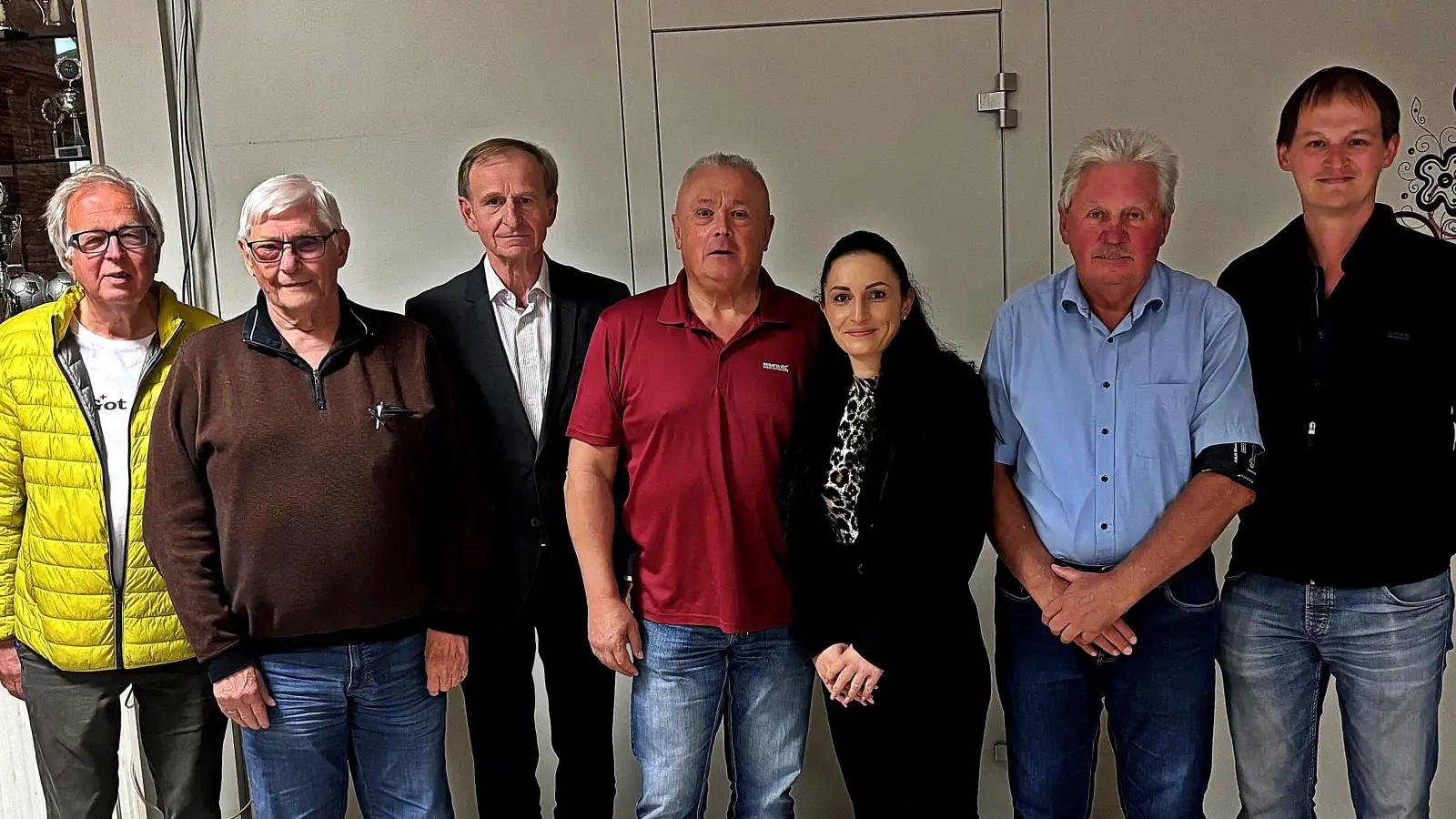 <br>Der Verein zur Förderung des Jugend-Kartsports im AMC Weiden stellte sich bei seiner Jahreshauptversammlung im DJK-Sportheim personell neu auf. Neuer Vorsitzender ist Thomas Binapfel. (Bild: Natascha Ach)