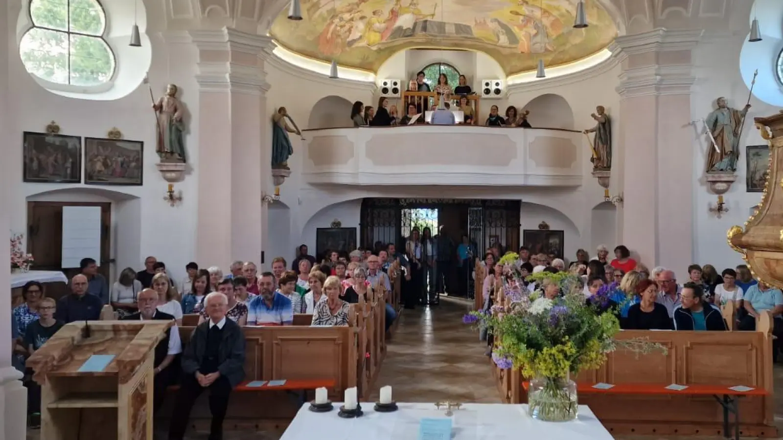 Musikalisches Abendlob in der Jakobuskirche in Marchaney (Bild: Jürgen Mark)