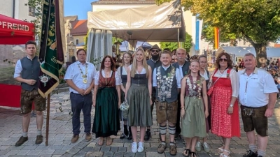 Die neuen Hoheiten der Königsproklamation (Bild: Karin Ruhland)