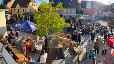Reges Treiben gab es beim Ägidiusmarkt in Ebnath. (Bild: Josef Söllner)