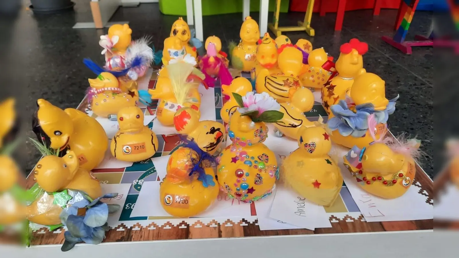 Das Ergebnis der Bastelaktion kann sich sehen lassen. (Bild: Sabrina Heimler-Schlagenhaufer)