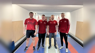 Von links nach rechts<br>Reindl Stefan, Schneider Stefan, Stahl Anton jun., Kraus Dennis (Bild: Martina Lorenz)