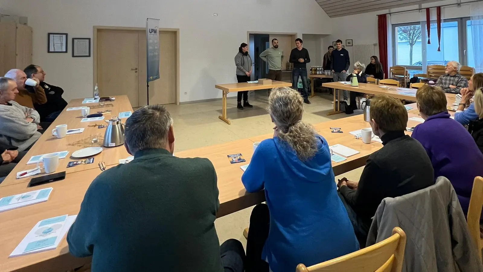 Vortrag zum Thema Pflege im evangelischen Gemeindehaus Etzenricht. (Bild: Sandro Augustin)