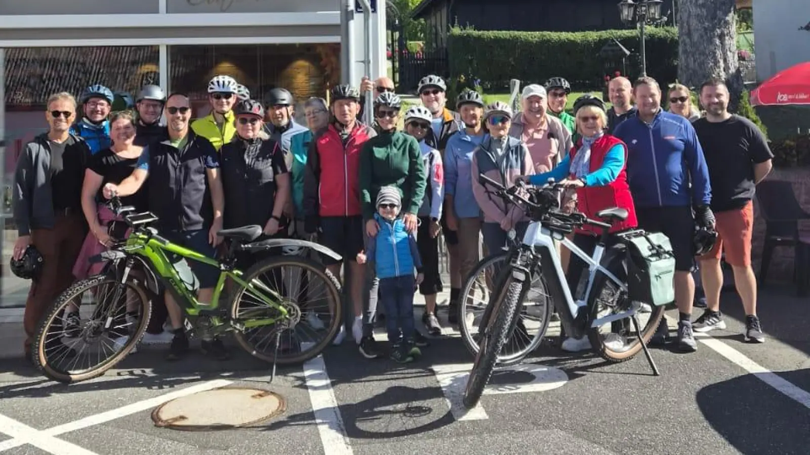Beginn der Tour (Bild: Bernadette Rodler)
