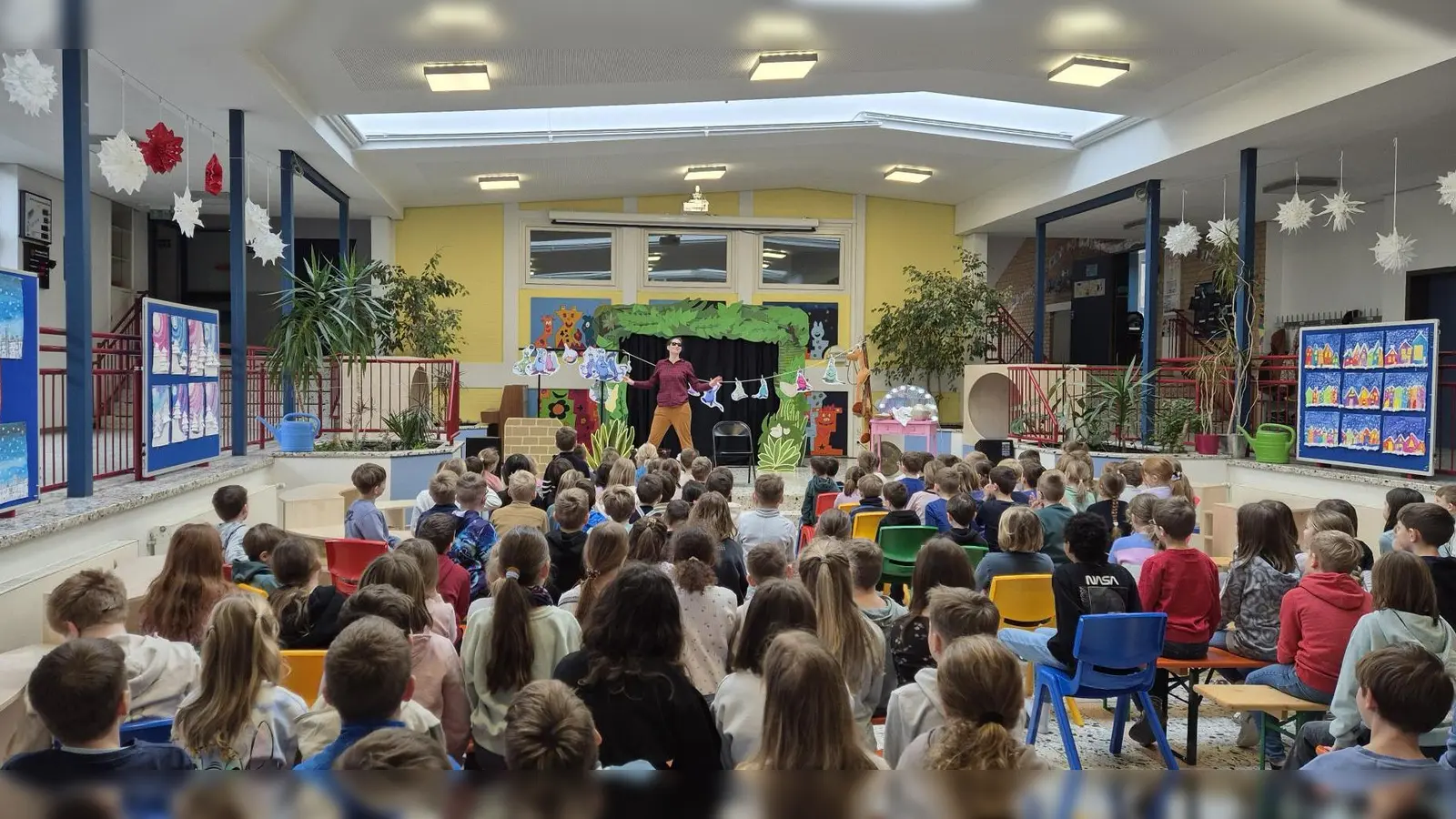 Theateraufführung: Das verflixte Käsebrot. (Bild: Carolin Renner )