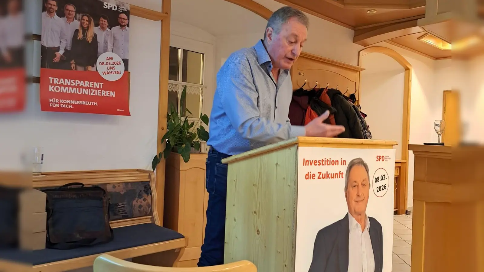 Bürgermeisterkandidat Edgar Wenisch während seiner Rede auf der Wahlkampfveranstaltung der Konnersreuther SPD. (Bild: Wolfgang Pötzl)