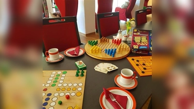 Bekannte Gesellschafts-, Brett- und Kartenspiele warten. (Bild: Alexandra Beyer)