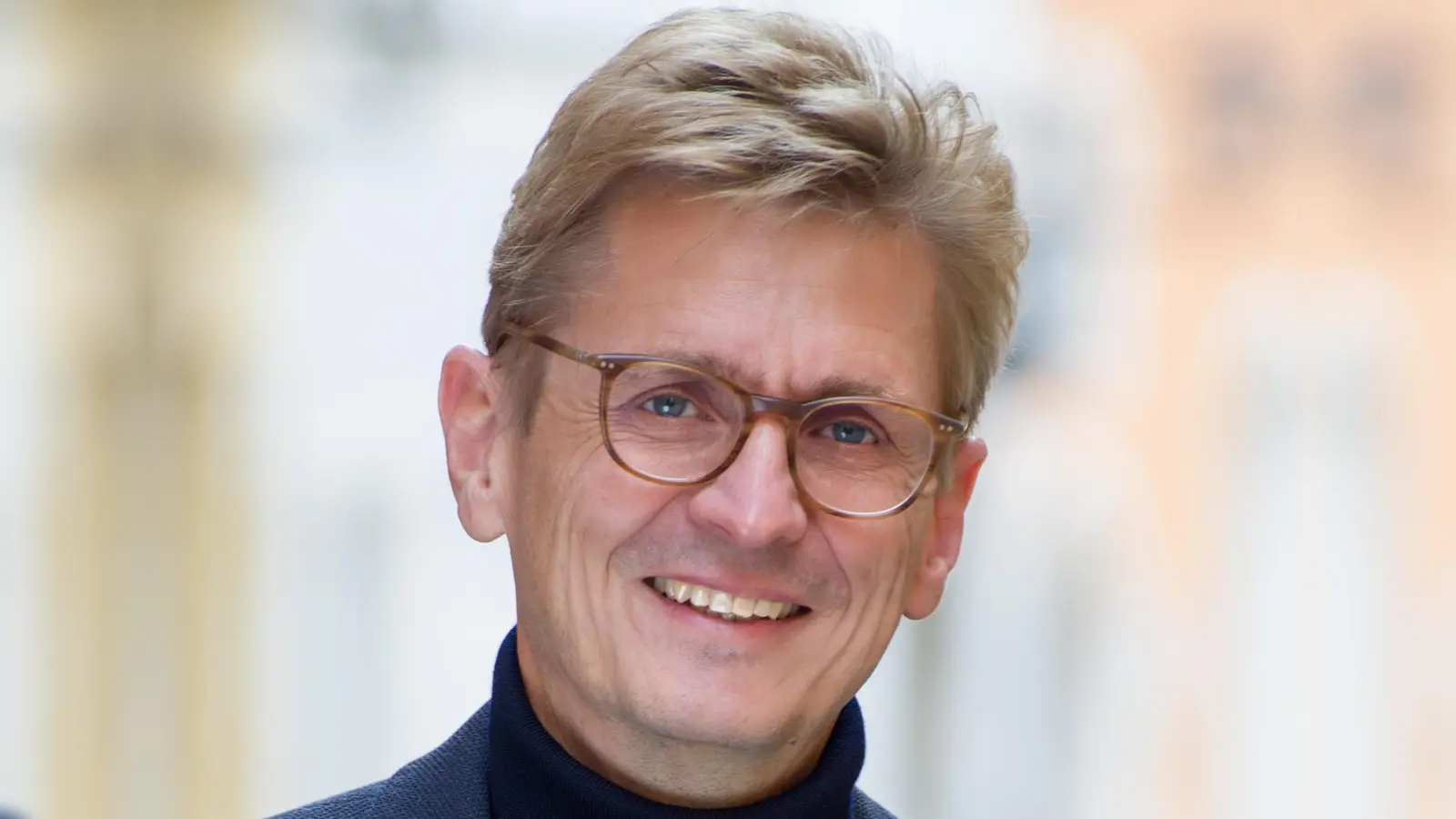 Pfarrer Dr. Christoph Seidl spricht über Lebensbrüche und Lebensbrücken. (Bild: Christoph Seidl)