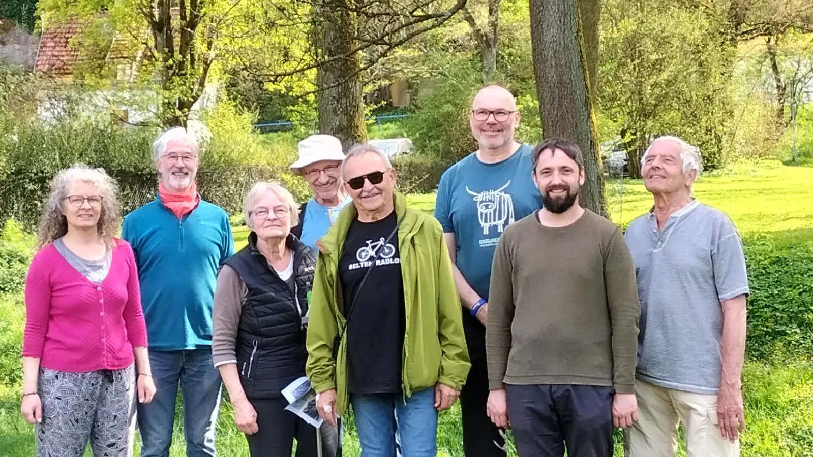 Exkursion der Umweltschutzinitiative im Bachviertel. (Bild: Heinz-Ulrich Schmidt)