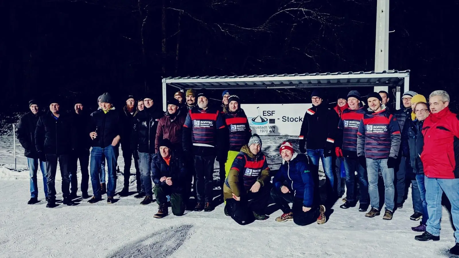 Die Alten Herren werden Neustädter Stadtmeister im Eisstockschießen (Bild: krb)