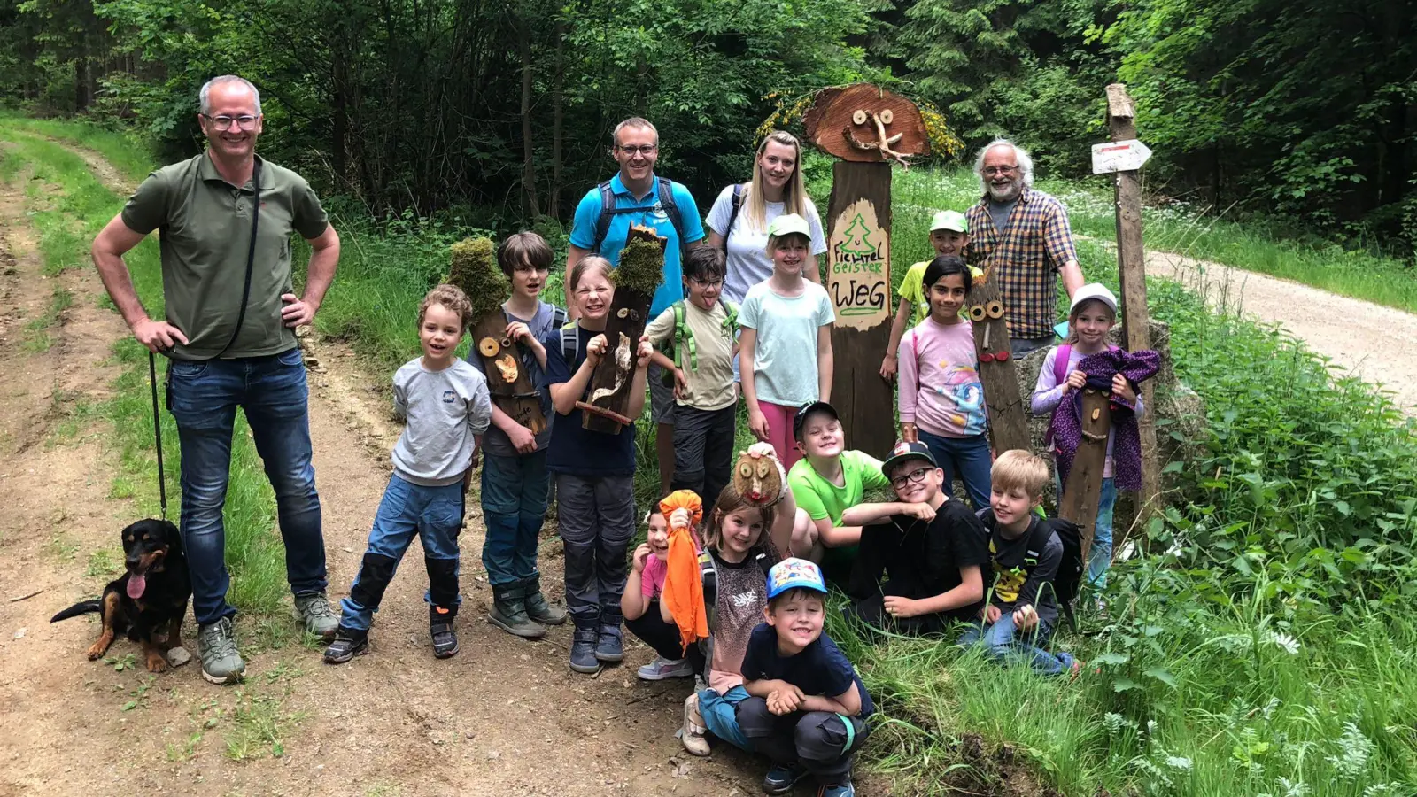 Fichtelgeister bei der Aktion. (Bild: Dr. Bastian Roth)