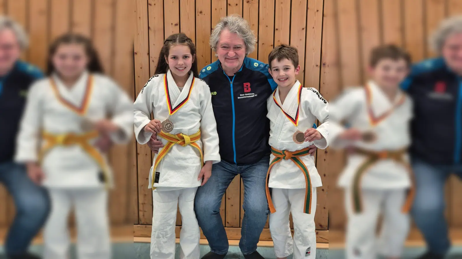 Lukas und Lena mit Trainer Manfred Schmid (Bild: Caroline Wittmann)