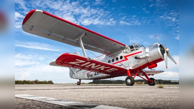 Ein Koloss der Lüfte im Stiftland: Die legendäre Antonov An-2 gastiert am 25. und 26. Juli für Passagierflüge beim Jubiläums-Flugplatzfest des SFC Tirschenreuth. (Bild: Alexandra Ritz)