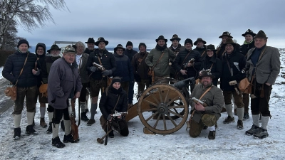 Böllerschützen Ringelstein Ottengrün. (Bild: Paula Zant)