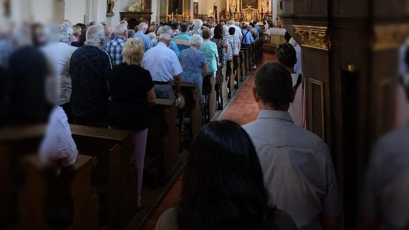 Festgottesdienst in der Weißenkirche. (Bild: Winfried Sporer)
