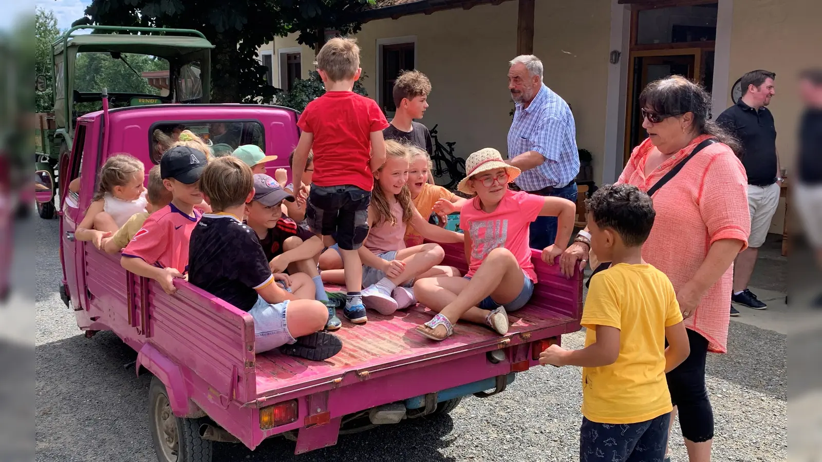 CSU - Ferienprogramm am Gursnhof in Woppenrieth (Bild: Dr. Johannes Weig)