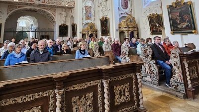 Feierlicher Gottesdienst in der Klosterkirche Speinshart. (Bild: Gabriele Buchbinder)