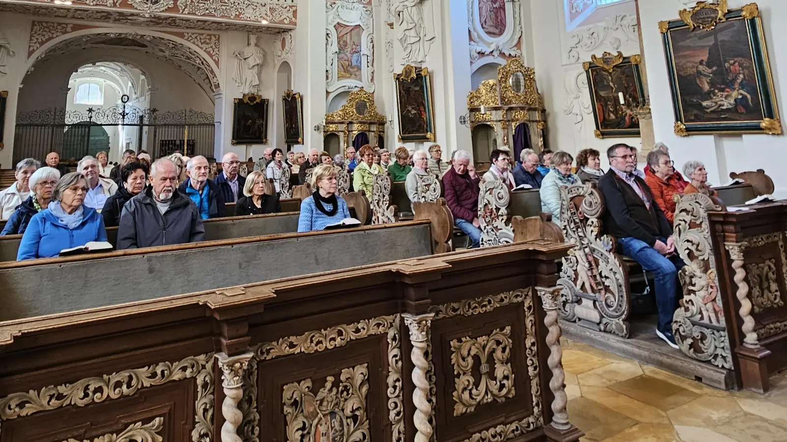 Feierlicher Gottesdienst in der Klosterkirche Speinshart. (Bild: Gabriele Buchbinder)