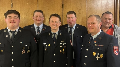 (Von links) Fabian Preißler, Simon Streher, Markus Donhauser, Thomas Schneider, Markus Dehling und Johann Edenharder (Bild: Jonas Sperber)