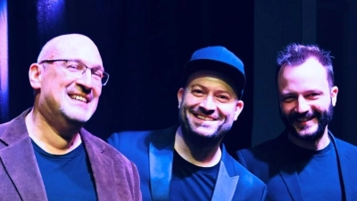 Das Marian-Petrescu-Trio feat. Stephan Zimmermann ist beim Weidener Jazzherbst 2026 im Bistrot Paris zu hören. (Bild: Joel Locher)