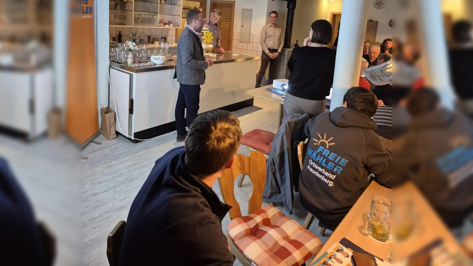 MdL Bernd Heinisch und Bürgermeisterkandidat Reiner Wiedenbauer präsentieren ihre Ziele (Bild: Markus Schadl)