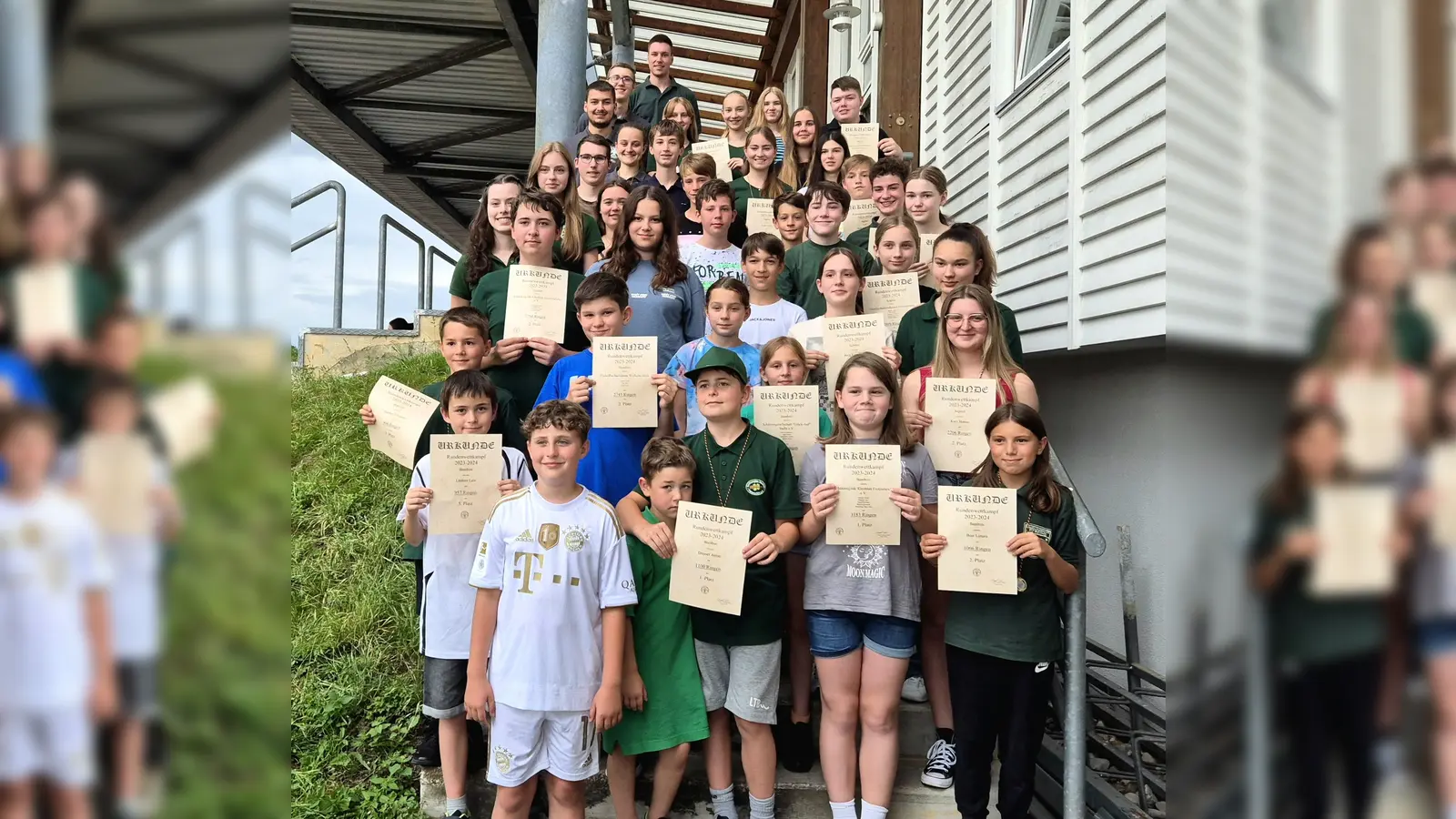 Die Gewinner der Jugend Rundenwettkämpfe des Schützengau Nabburg, erhielten als Belohung, Medaillen ,Urkunden und Eisgutscheine. (Bild: Stefan Gradl)