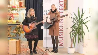 Das Duo „Marina &amp; Magdalena” (von rechts). (Archivbild: Josef Pilfusek)