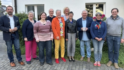 Die neu gewählte Vorstandschaft des EBW Oberpfalz (Bild: Carolin Gerlinger)