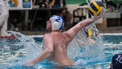 Niko Neumann beim Wurf (Bild: Louis Brunner)